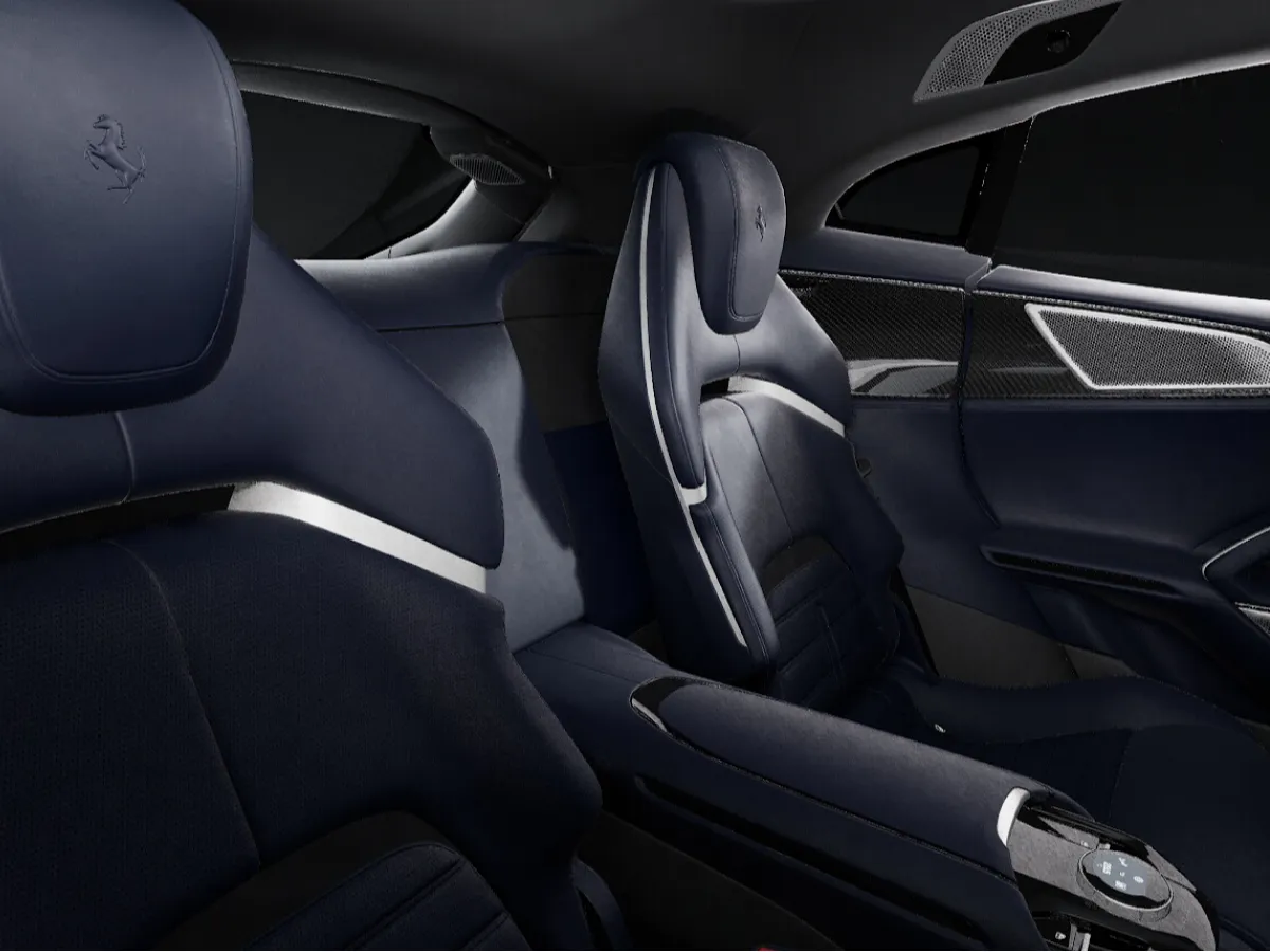 Ferrari Purosangue V12